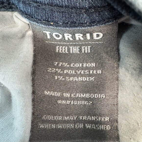 Torrid Luxe Slim Bootcut Dark Wash Jeans D50 - Picture 5 of 6